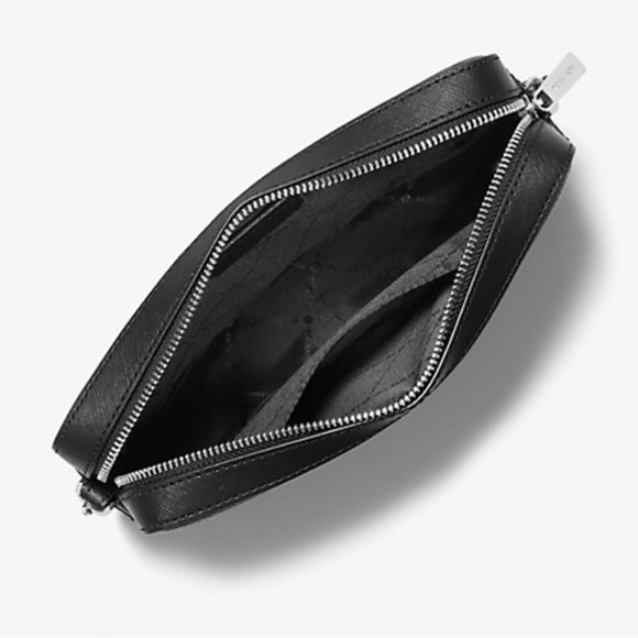 Michael Kors Black large East West Jet Set Crossbody with chain strap - Picture 2 of 9